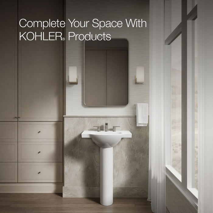 Up to 2 walls & multiple product categories visible, 1-point perspective