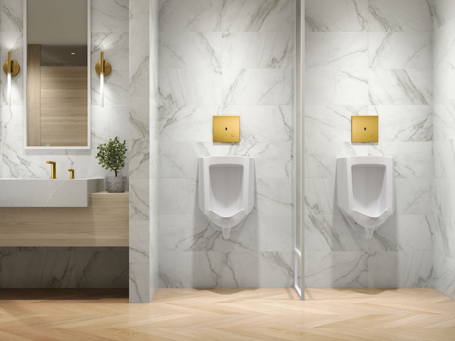 Up to 2 walls & multiple product categories visible