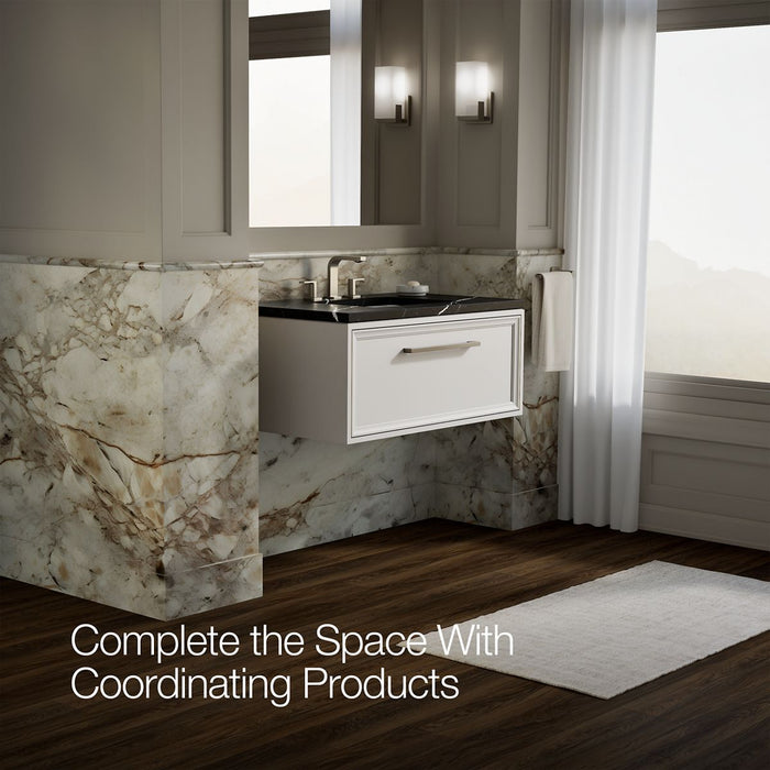 Up to 2 walls & multiple product categories visible, 2-point perspective